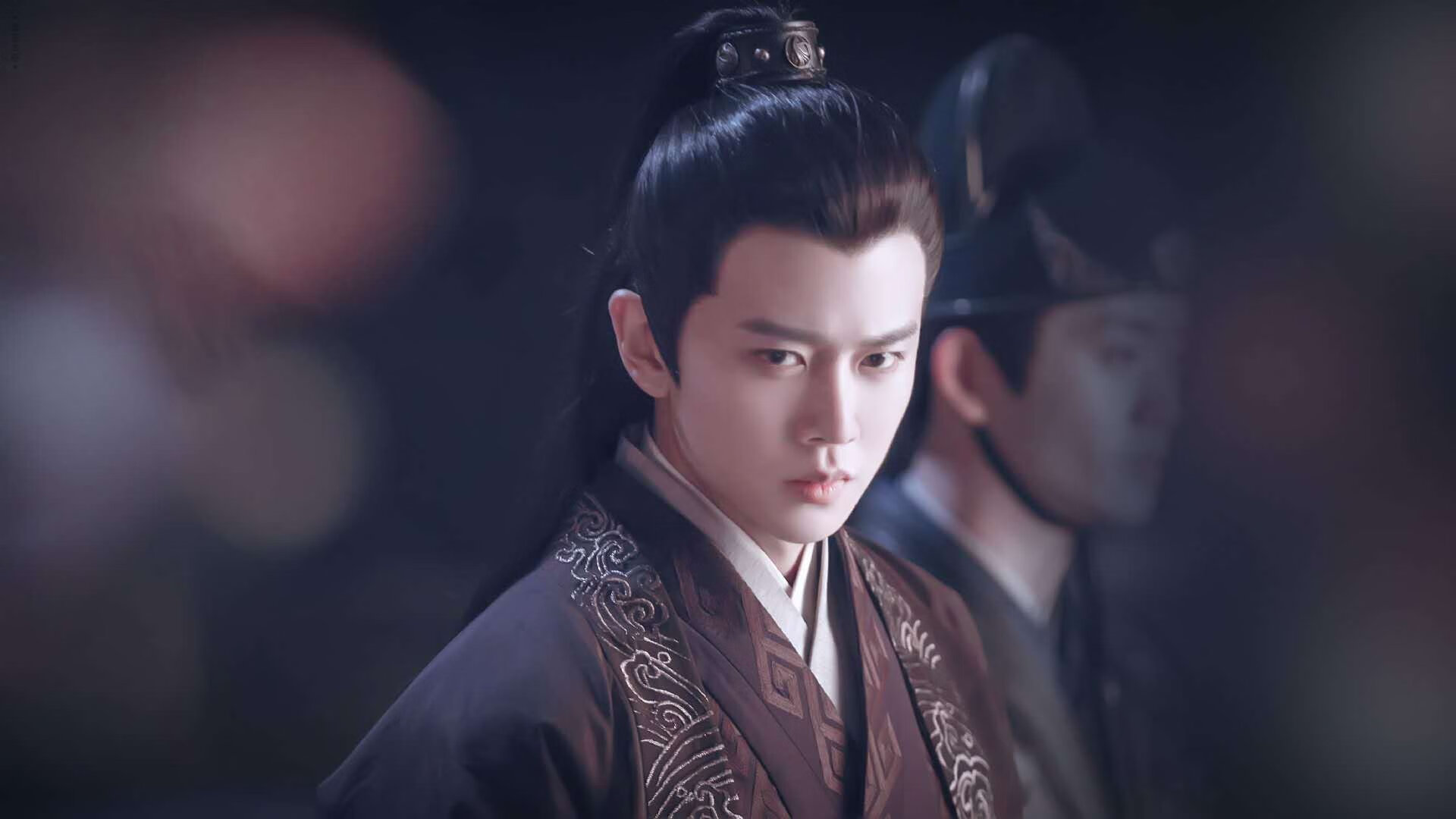 九游娱乐(jiuyou)官方网站-鹈鹕锋线双子星合力，成功击退强敌，鹈鹕双塔是谁